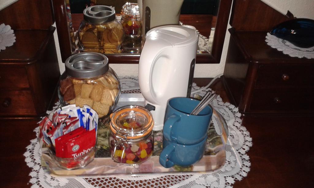 Bed and Breakfast Westleigh House Farm Бидефорд Номер фото