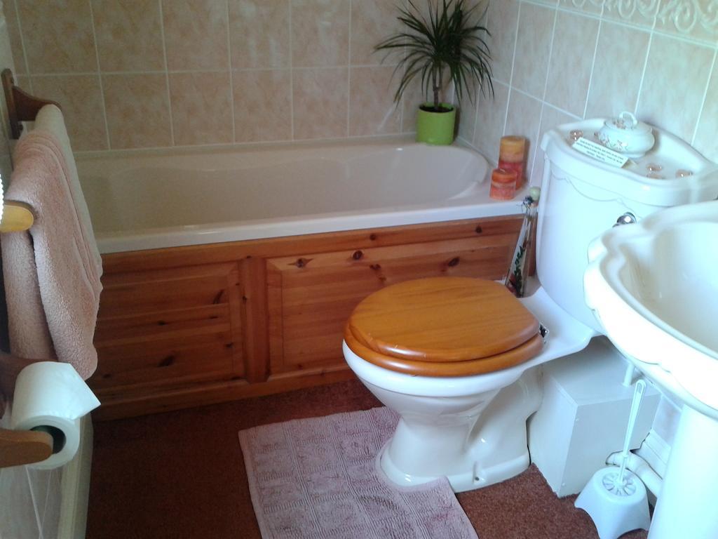 Bed and Breakfast Westleigh House Farm Бидефорд Номер фото